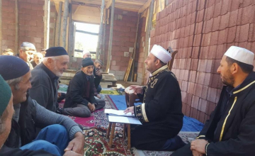 მუსლიმებმა  რამადან-ბაირამი ორთვიანი პაუზის შემდეგ, მეჩეთში ლოცვით აღნიშნეს