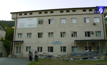 როგორია ავარიის შედეგად დაშავებული ქალის მდგომარეობა?