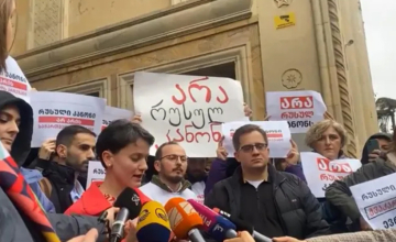 აქციის მონაწილეები აცხადებენ, რომ პარლამენტთან უმრავლესობის დეპუტატებს „სირცხვილის კორიდორს“ მოუწყობენ