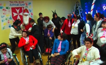 „ტალიტა კუმის“ ბენეფიციარებმა საშობაო ღონისძიება გამართეს