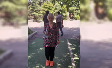 45 წლის ახალციხელი მეგი თათეშვილი ეროვნულ გამოცდებს აბარებს