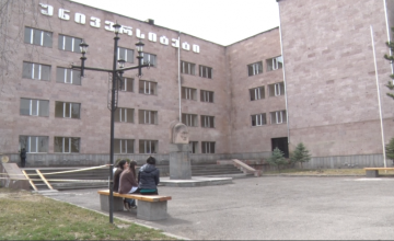 სტუდენტებს სწავლის გადასახადის ბოლო ვადა 11 სექტემბრამდე გადაუვადეს