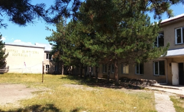 უდის მეორე სკოლაში COVID 19 კიდევ ორ პედაგოგს დაუდასტურდა