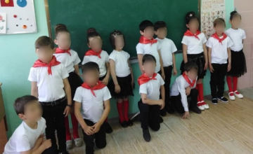 ,,სკოლებმა არ უნდა დაუშვან კომუნისტური, ტოტალიტარული ან ფაშისტური სიმბოლიკის გამოყენება" – ხათუნა ხმალაძე ყელსახვევების საქმეზე