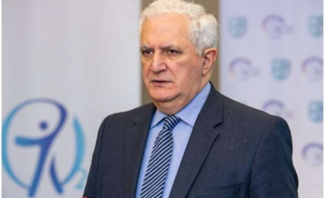 სკოლები უნდა დაიკეტოს ბოლოს და გაიხსნას პირველი - გამყრელიძე