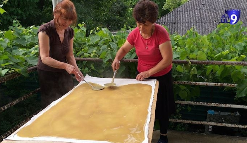 ასპინძის სოფლებში თუთას არხევენ (ფოტორეპორტაჟი)