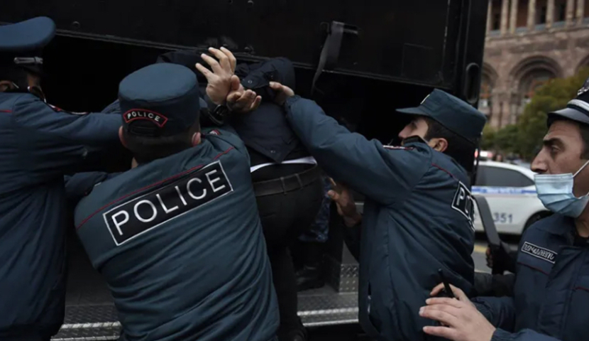 სომხეთის პოლიციამ საპროტესტო აქციაზე 16 ადამიანი დააკავა