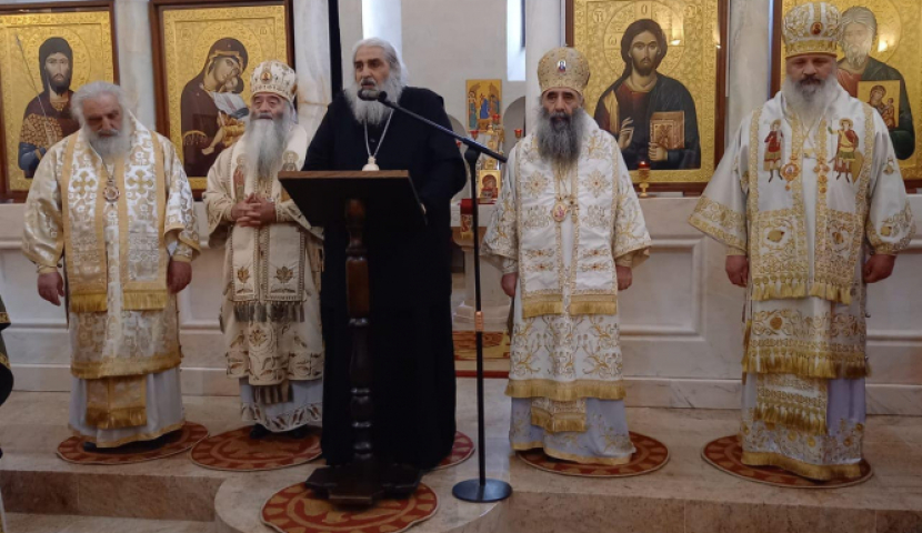 წმ.შალვა ახალციხელის ტაძარში  5 მიტროპოლიტი წირავს