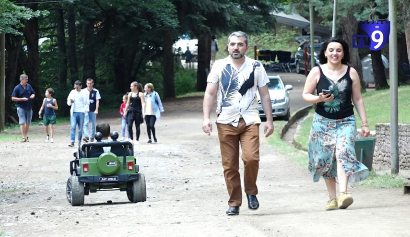 ბინები გაიაფდა, მაგრამ ხალხი არ ჩამოდის - აბასთუმანში დამსვენებლების რაოდენობაზე ჩივიან