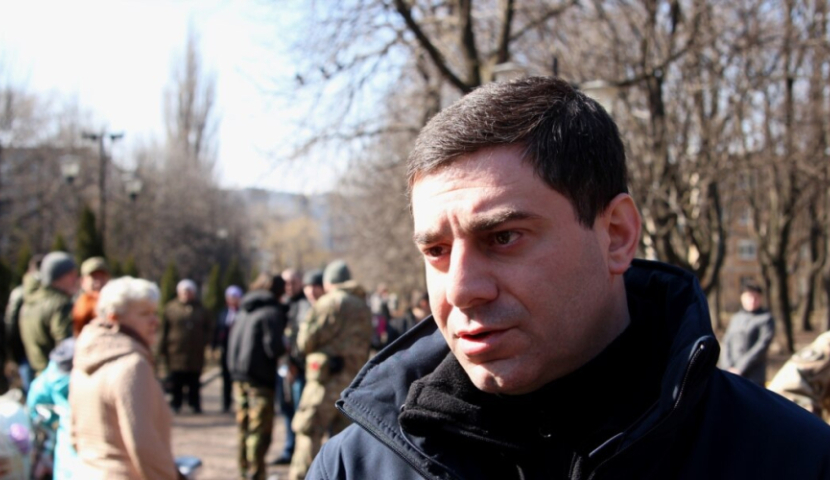 იზიუმის სამარხში უკრაინელი სამხედროების ხელებშეკრული ცხედრები იპოვეს - უკრაინის ომბუდსმენი