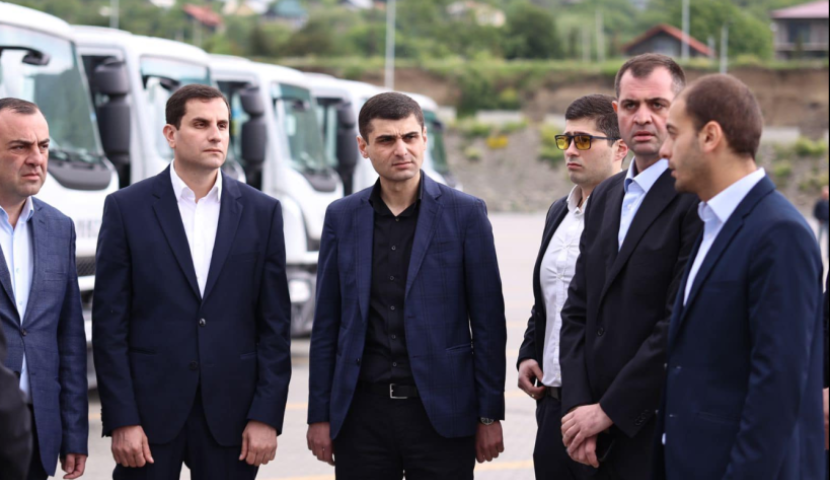 სამცხე-ჯავახეთს ახალი ნაგავმზიდები გადაეცა