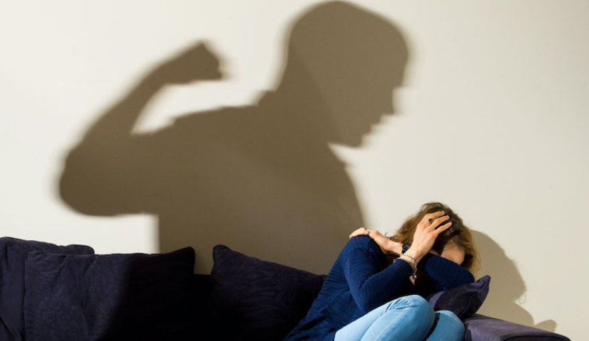 «Ինձ էլ, երեխաներիս էլ ծեծում էր»,- համաճարակի պայմաններում աճել է բռնության դեպքերի թիվը