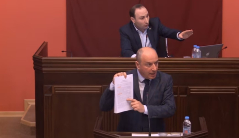 ეს არის რუსული კანონი" - იურიდიულ კომიტეტში "უცხოეთის აგენტების" განხილვა ვერ იწყება