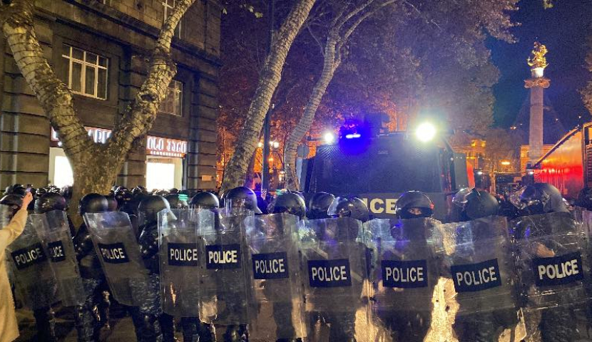 თუ მომიტინგეები გააგრძელებენ ძალადობას, შევწყვეტთ აქციას - შსს