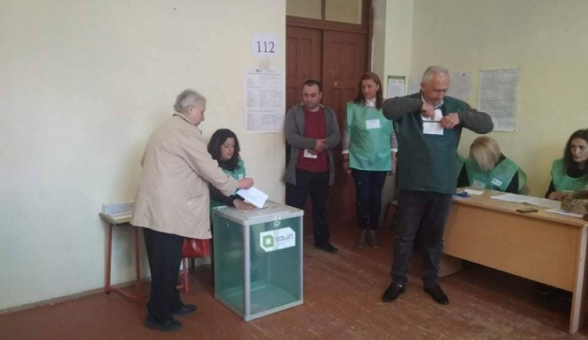 კენჭისყრაში მონაწილეობა  42,9% ამომრჩევლმა მიიღო