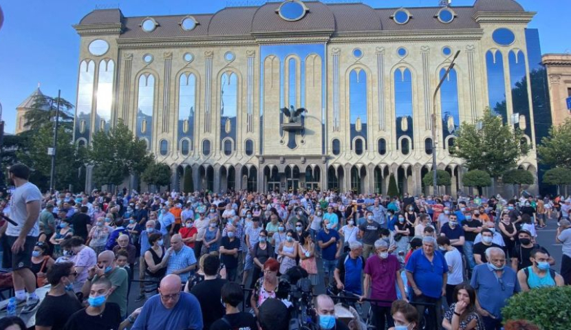 პარლამენტში ხვალ შს მინისტრს მოუსმენენ