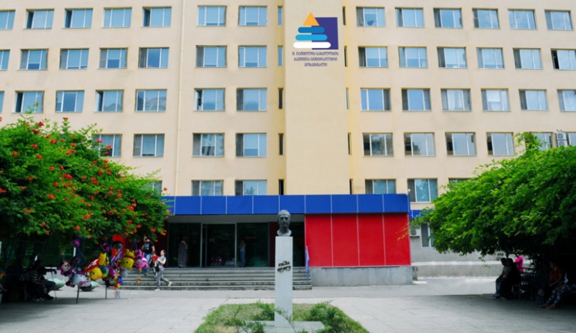 8 დღიანი კომის შემდეგ პალატაში