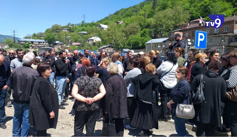 ჩაშლილი თუ შემდგარი შეხვედრა - როგორ ვითარდებოდა მოვლენები ბორჯომში