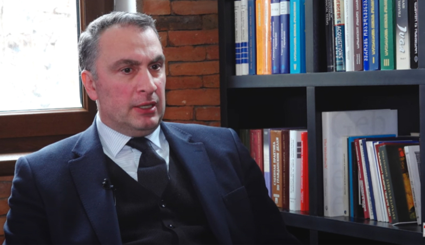 "ბატონი კობახიძის პრესკონფერენცია მე თვითონ არ მომეწონა" - ყიფიანი