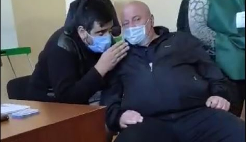 საკრებულოს დეპუტატი საარჩევნო უბანზე ,,ჯერ საქართველოს" დამკვირვებლის სტატუსით იმყოფება