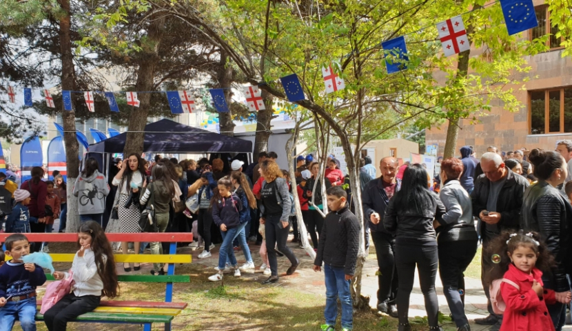 ევროკავშირის ელჩმა ახალქალაქში ვიზიტი დაასრულა