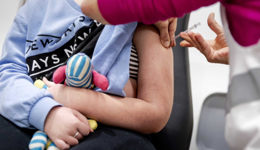 პაპილომა ვირუსზე უფასო აცრა ბიჭებისთვისაც დაუშვეს