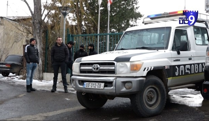 "ოცნების" ყოფილი დეპუტატი რძლის თვითმკვლელობაში ხელისუფლებას ადანაშაულებს