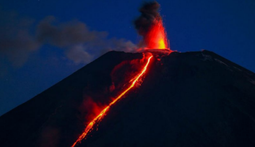 რუსეთში ევრაზიის უდიდესმა ვულკანმა ამოფრქვევა დაიწყო