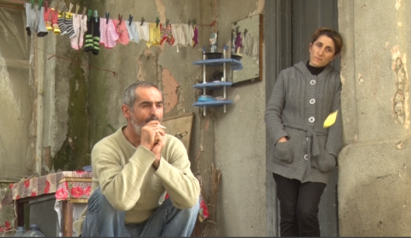 უკანონოდ შეჭრილ ვეტერანებს შენობა დაატოვებინეს