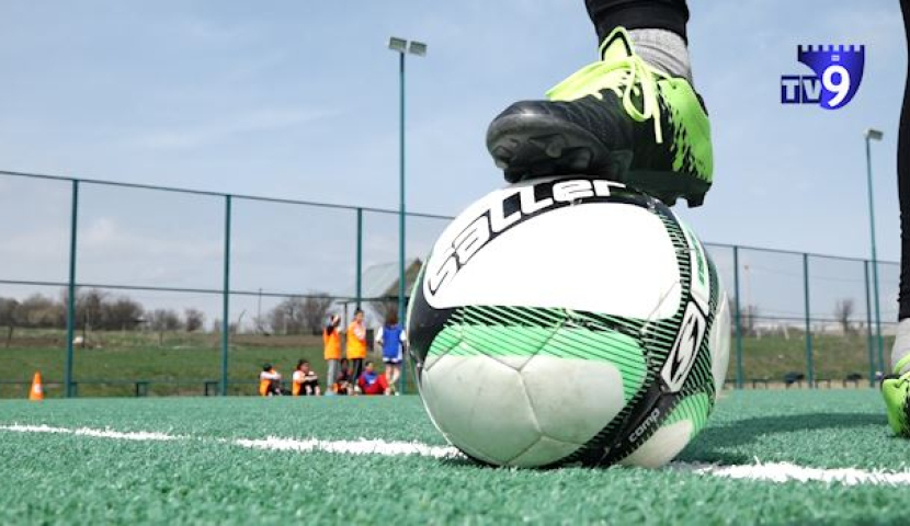 ფეხბურთელი გოგოები სტერეოტიპების, ფინანსური პრობლემების და პანდემიის პირისპირ