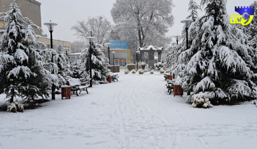 დათოვლილი ახალციხე (photos)