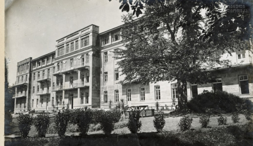 "აჭარა ჯგუფმა" აბასთუმანში 1924 წელს აშენებული სანატორიუმის შენობა შეიძინა