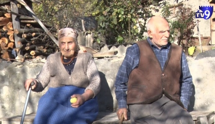 ,,ადამიანი მამა–პაპის კერას რომ ტოვებს, მადლი აღარ მიჰყვება" –  86 წლის მოხუცი საროდან