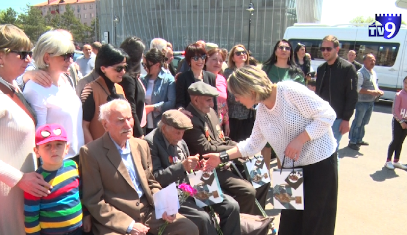 სასტუმრო ,,ტიფლისმა“ ომის ვეტერანებს საჩუქრები გადასცა (ვიდეო) (R) 