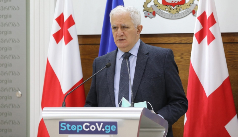 თუ მუდმივად ვატარებთ პირბადეს, ორ-სამ კვირაში ინფიცირებულთა რაოდენობა განახევრდება –ამირან გამყრელიძე