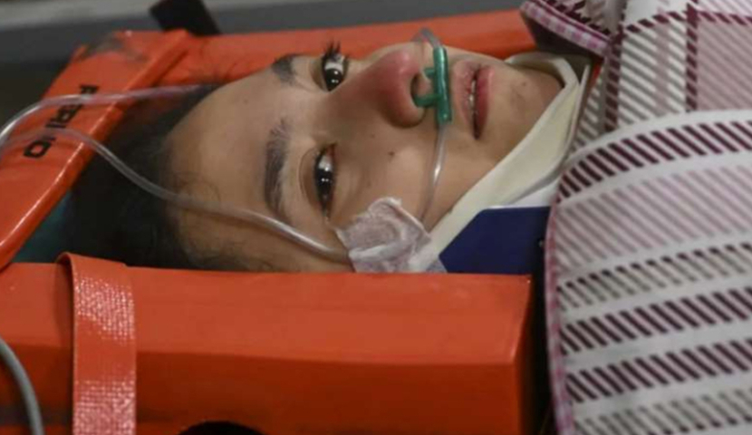 თურქეთში 17 წლის გოგო გადაარჩინეს, რომელმაც ნანგრევებში 10 დღე გაატარა