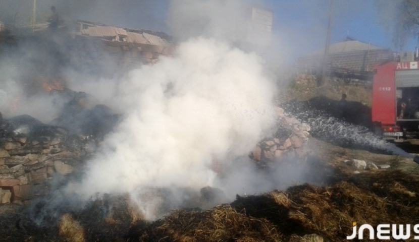 დღეს, სოფელ კარტიკამის მკვიდრს თივა დაეწვა