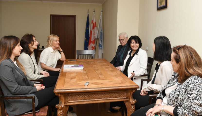 სჯს უნივერსიტეტსა და კომუნიკაციების კომისიას შორის შეთანხმება გაფორმდა 