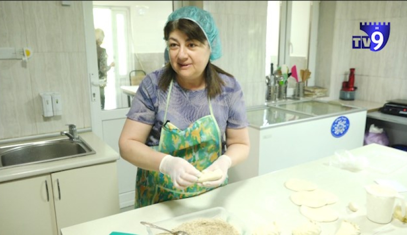 მუსიკის მასწავლებლობიდან კონდიტერობამდე - მანიას ბადამბურები