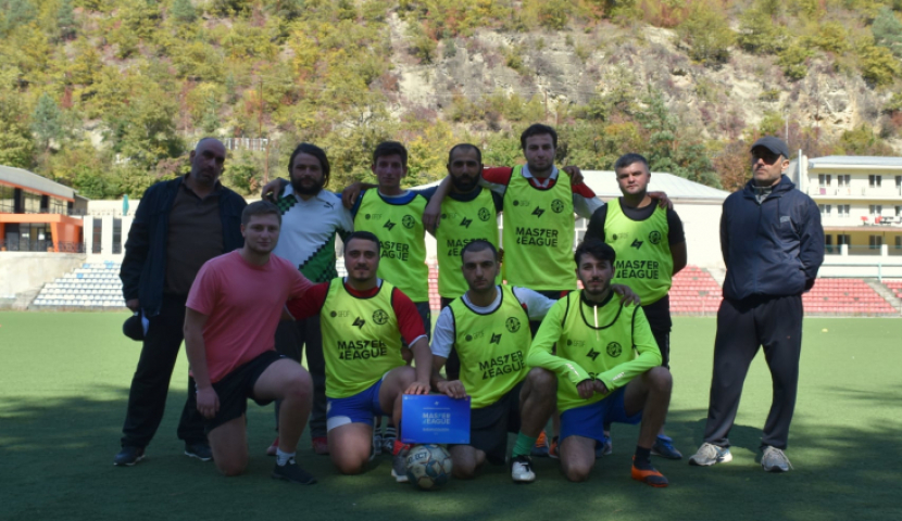 ვალის ფეხბურთის გუნდი „MASTER LEAGUE”-ის ჩემპიონატის ნახევარფინალშია