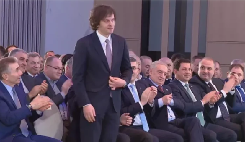 „ნაციონალური მოძრაობის“ აკრძალვის შემთხვევაში, ლოგიკური იქნება მანდატების შეჩერება პარტიის იმ დეპუტატებისთვის, რომლებიც პარლამენტში შევლენ - ირაკლი კობახიძე