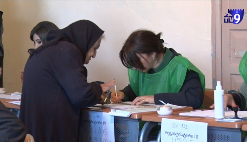 «Կրթված և տեղեկացված կինը դաստիարակում է կրթված սերունդ»,- «Փարոսը» սկսում է նոր ծրագիր (R)