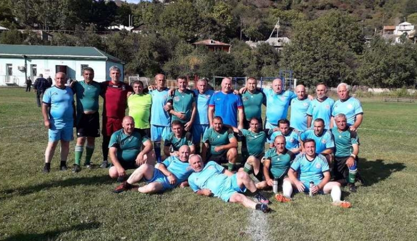 საფეხბურთო მატჩი ნინოწმინდასა და ადიგენის ვეტერანებს შორის 