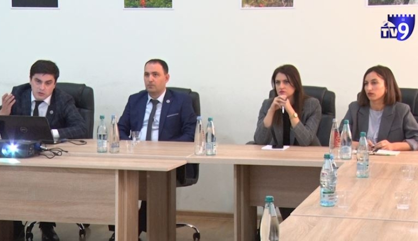 ახალციხეში მოსახლეობას დისკრიმინაციის ფორმების შესახებ პროკურორები ესაუბრნენ