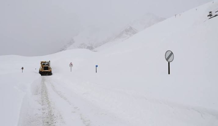 ბათუმი-ახალციხის გზაზე მოძრაობა აკრძალულია